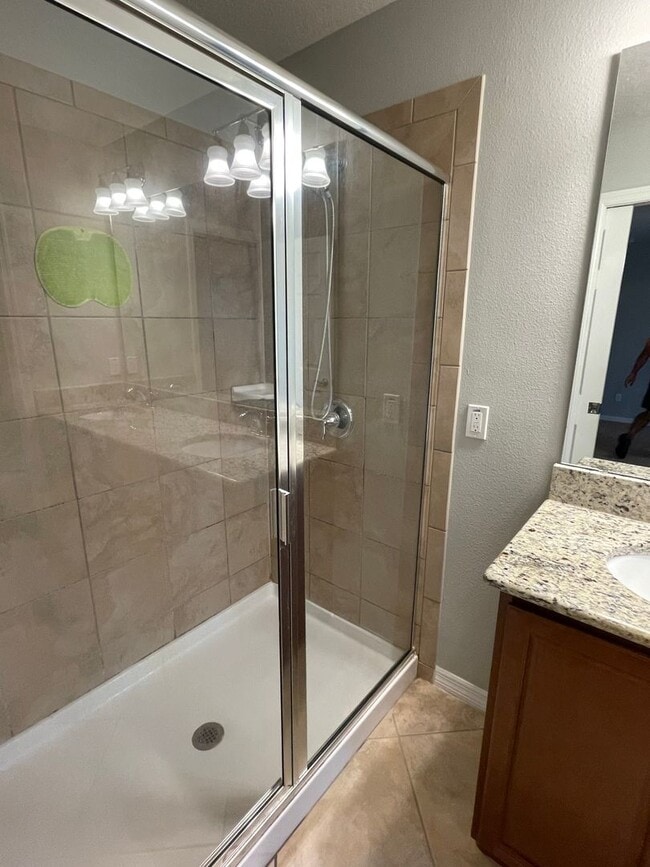 Building Photo - COMING OCTOBER!! Lake Nona 3 Bedroom 3 Bat...