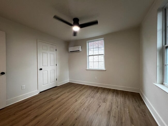 Building Photo - 3404 White Horse Rd