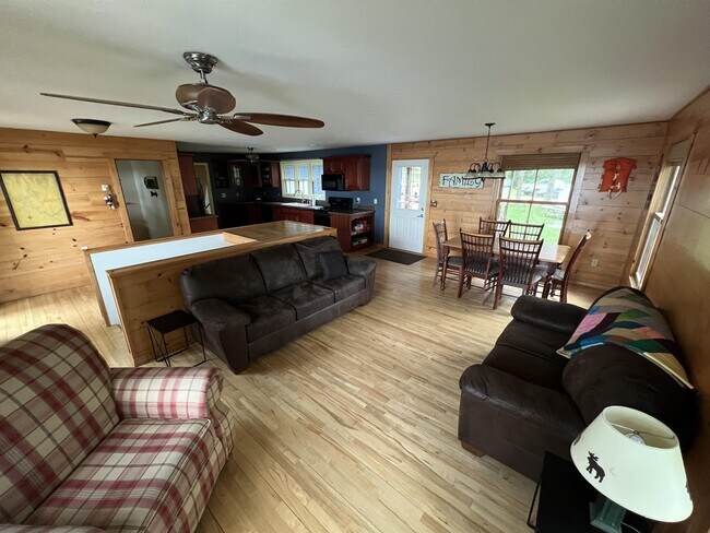 Building Photo - 29366 Pine Ridge Rd