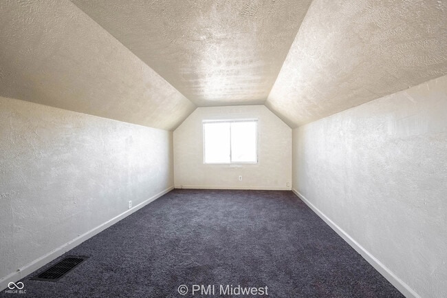 Building Photo - 4565 Brookville Rd