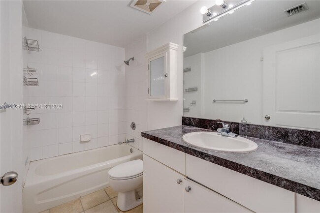 Building Photo - 1250 S Miami Ave