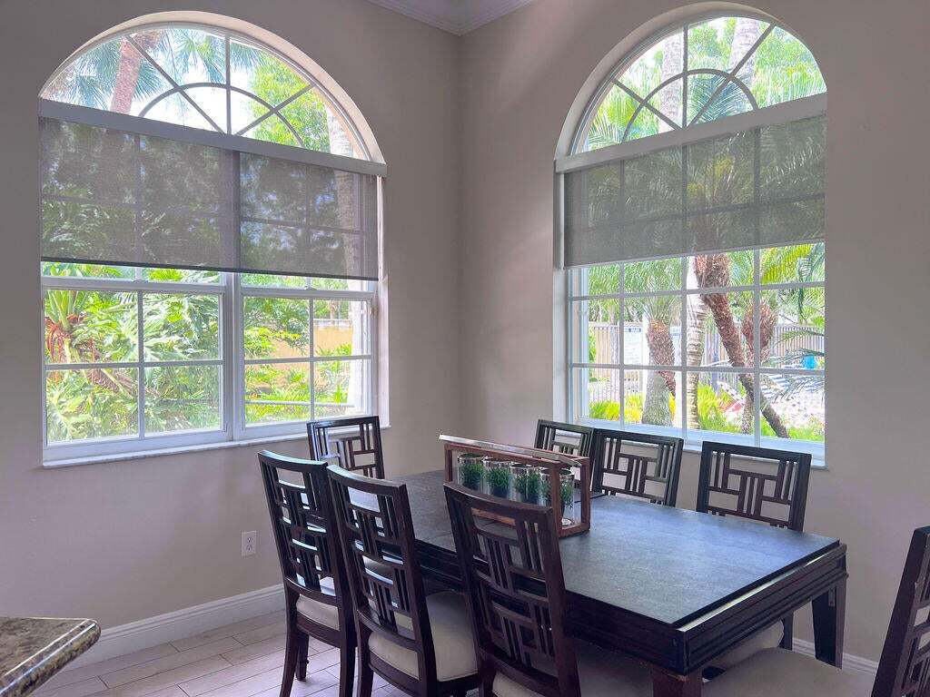 Building Photo - 137 Canterbury Pl