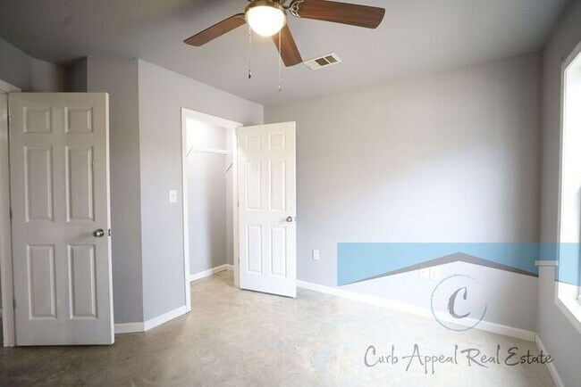 Building Photo - 2-bedroom, 2 bath apartment recently built apartment in Trumann includes washer/dryer!!