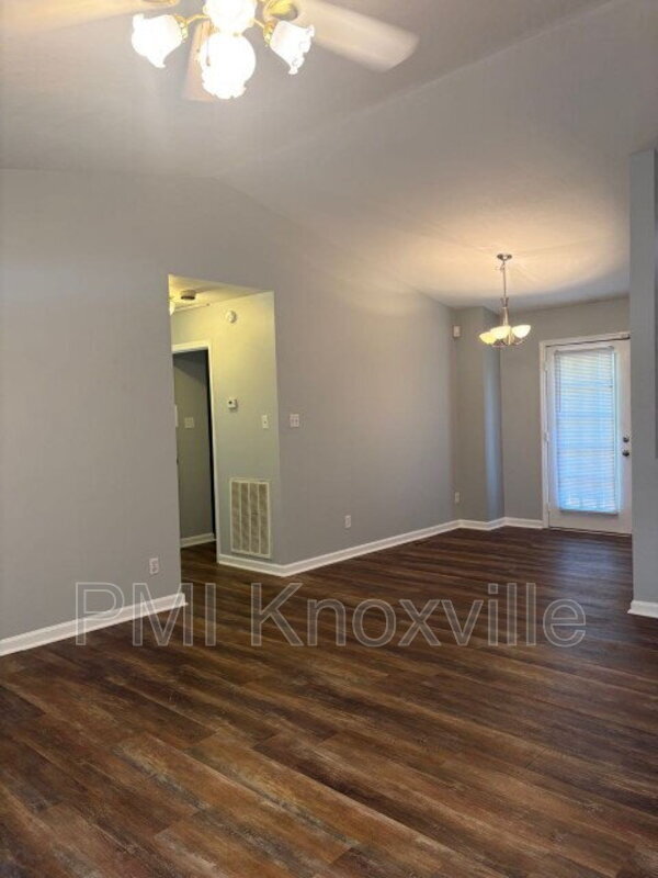 Building Photo - 4136 Larigo Dr