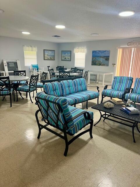 Building Photo - 1100 E Indiantown Rd