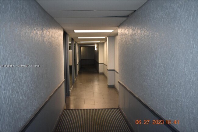 Building Photo - 13499 Biscayne Blvd