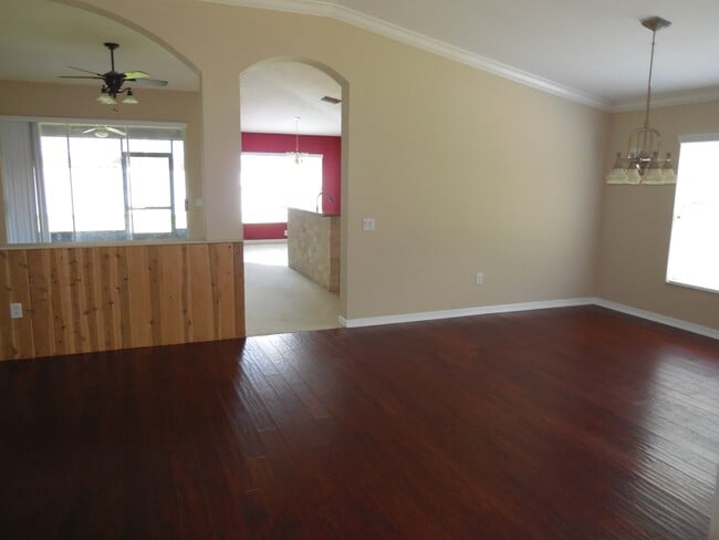 Building Photo - 15447 Osprey Glen Dr