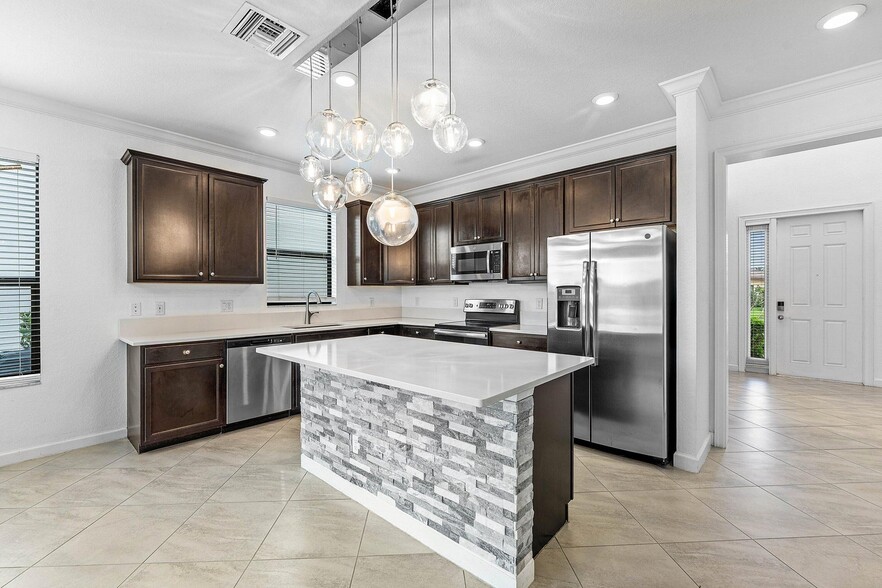 Building Photo - 3234 Klays Ct