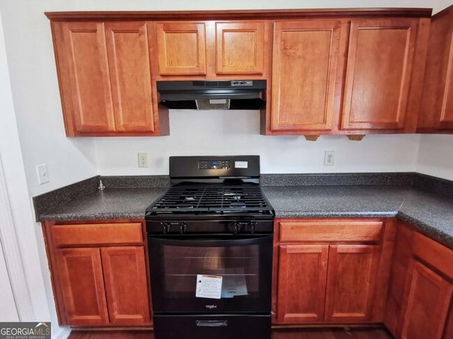 Building Photo - 2073 Executive Dr