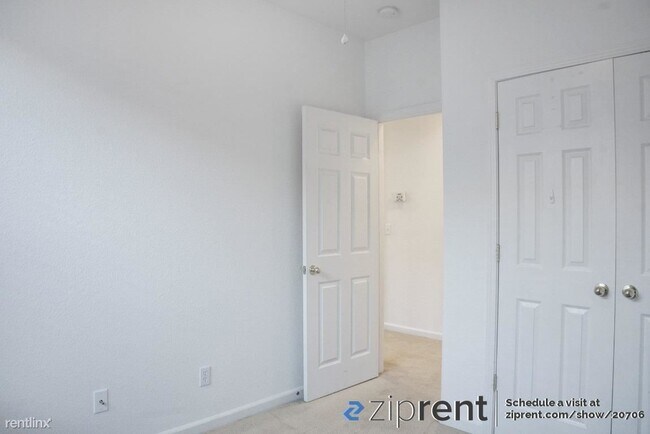 Building Photo - 4 br, 2 bath House - 1834 Zurlo Way, Sacra...
