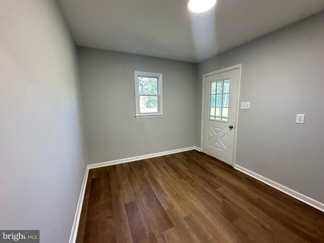 Building Photo - 9215 Wills Rd