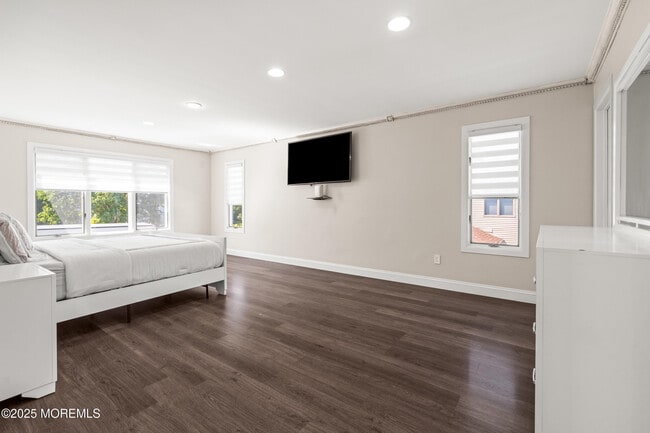 Building Photo - 24 Valley Forge Rd