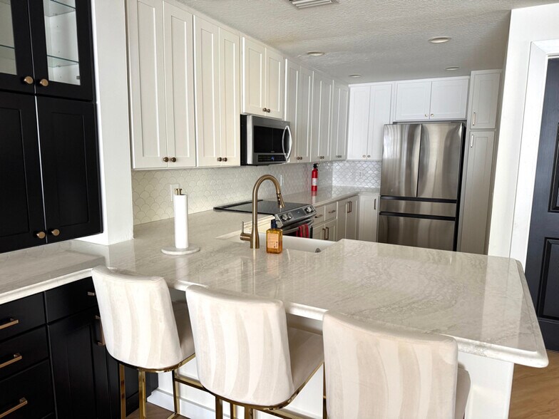 Building Photo - 11841 Nautica Dr