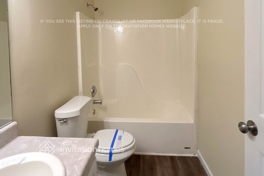 Building Photo - 116 Lovejoy Cir