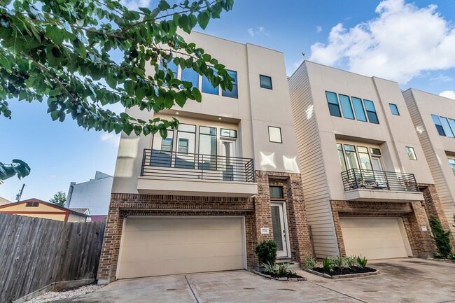 Building Photo - 1724 Ovid St
