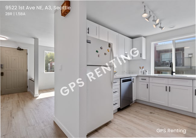 Building Photo - 9522 1st Ave NE