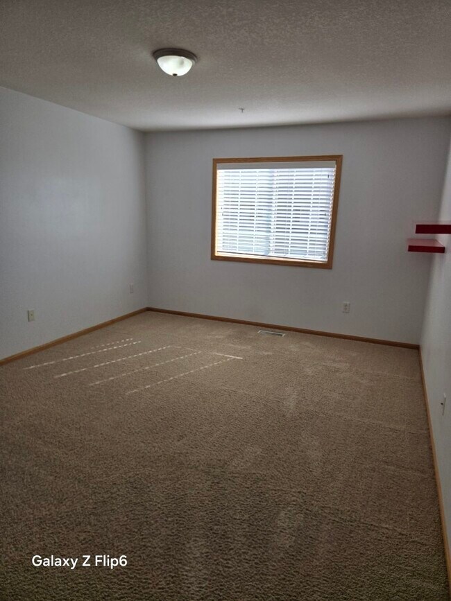 Building Photo - 8610 Ep True Pky