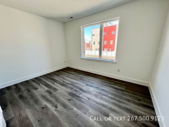 Building Photo - 1843 Hartranft St