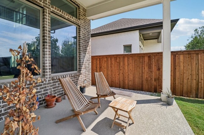 Building Photo - 9032 Winding Crk Dr