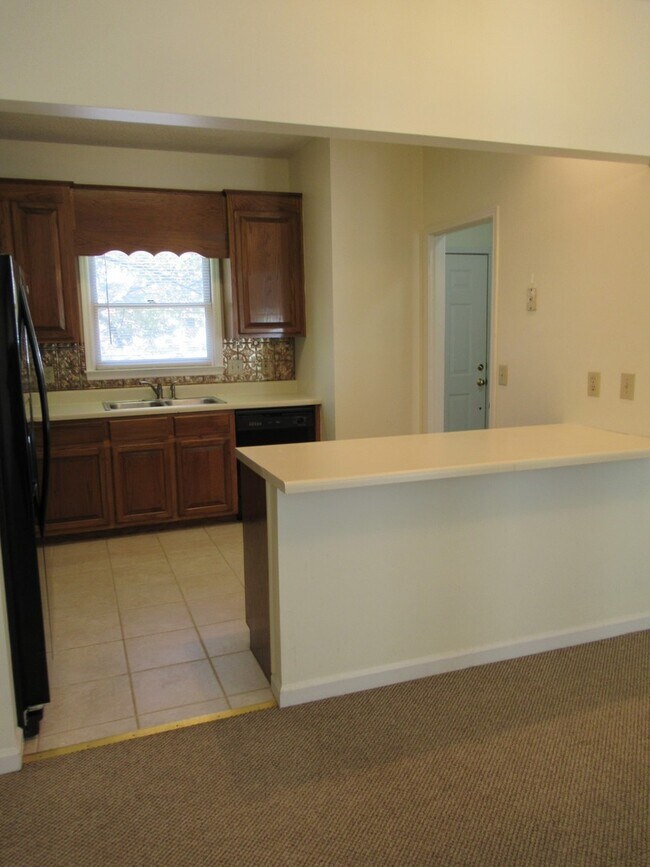 Building Photo - Home Available in Birmingham! Available to View Now! DEPOSIT PENDING!!!