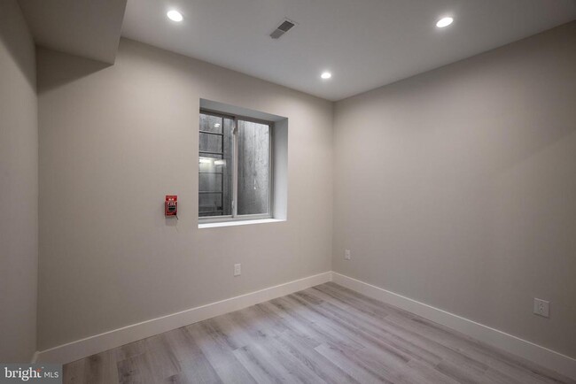 Building Photo - 3731 Brandywine St