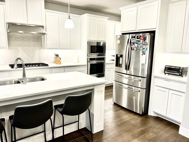 Building Photo - 980 Gentle Knoll Ln
