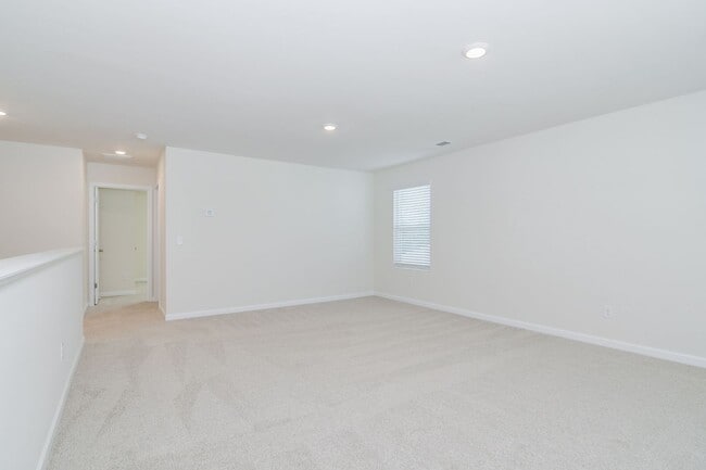 Building Photo - 1115 Sims Dr