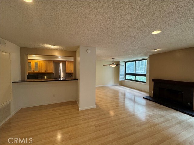 Building Photo - 8828 Pershing Dr