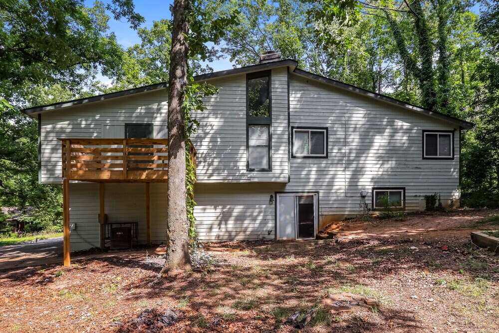 Building Photo - 6651 Windwood Cir