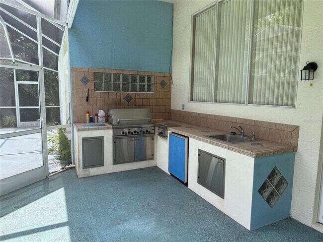 Building Photo - 10609 Chambers Dr