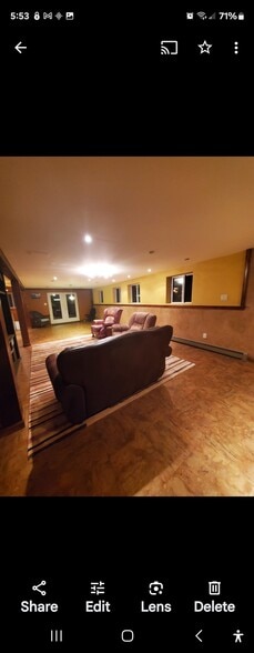 Building Photo - 87 Philbrick Hill Rd