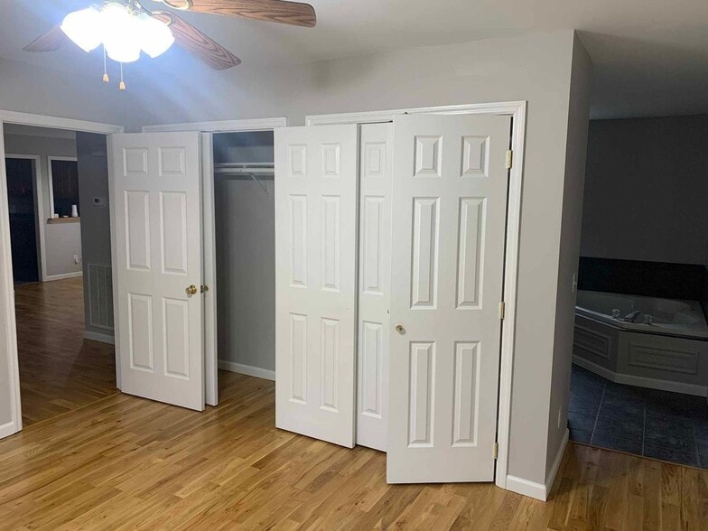 Building Photo - 115 Gulch Rd