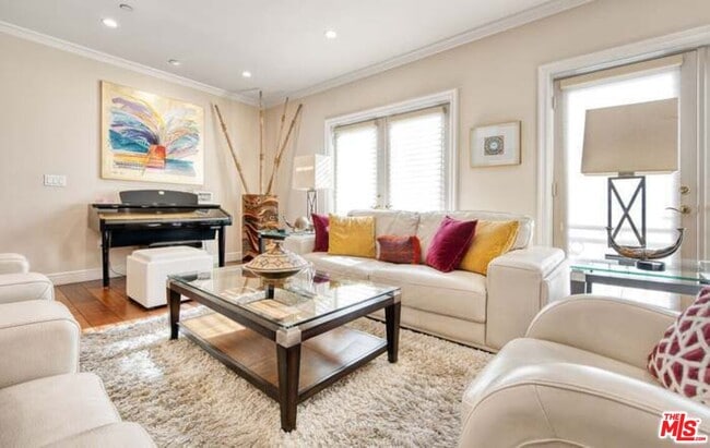 Building Photo - 918 S Wooster St