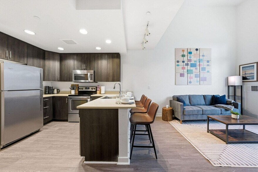 Building Photo - 1155 4th St