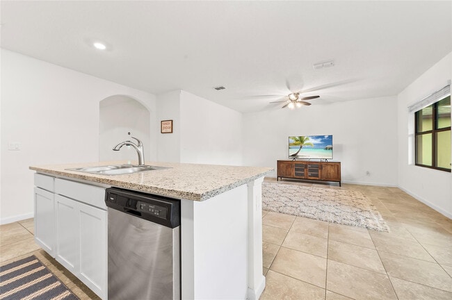 Building Photo - 6295 NW Regent St