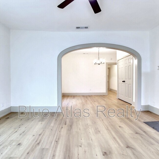 Building Photo - 2936 Purington Ave
