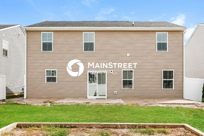 Building Photo - 4 Bedroom Pet-Friendly Home in Camby, IN with Main Street Renewal