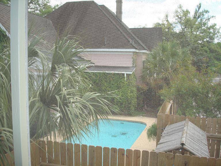 Building Photo - 1566 Dauphin St