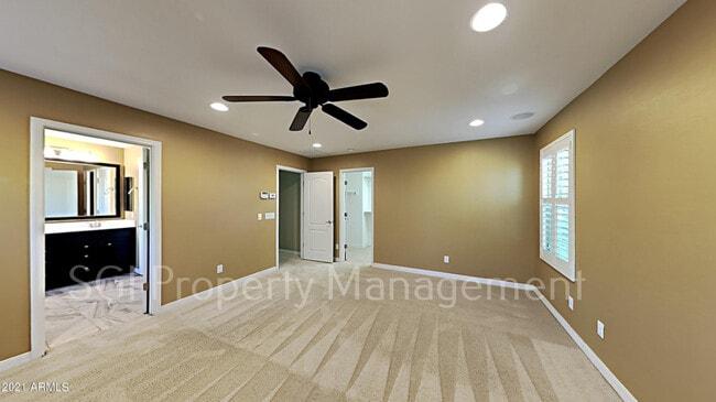 Building Photo - 5644 E Ansel Ave