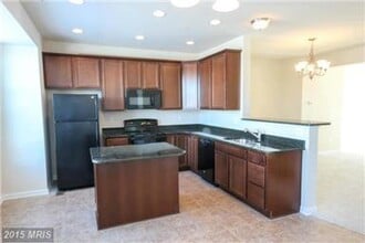 Building Photo - 10363 Lantern Ln