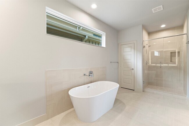 Building Photo - 5726 Rucio Ln