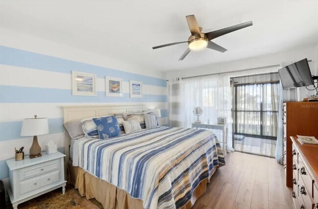 Building Photo - Waterfront Townhome in Punta Gorda