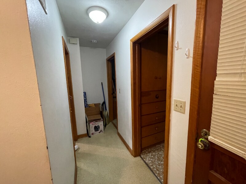 Building Photo - 1302 E Mumford Dr