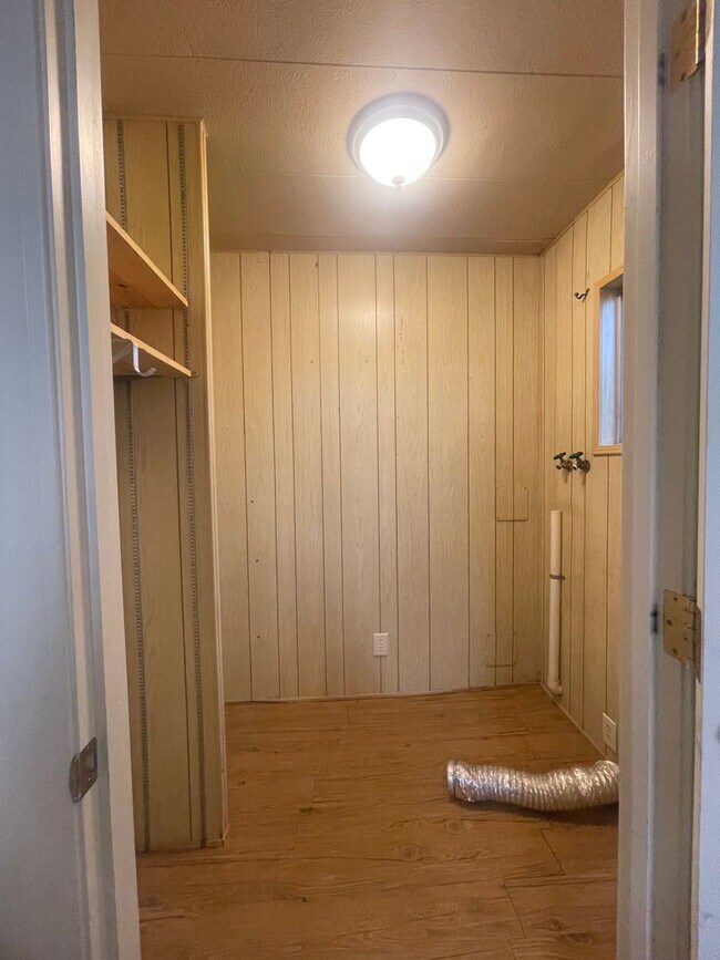 Building Photo - SHASTA FOREST VILLAGE / MANUFACTURED 2 BED 2 BATH HOME IN SHINGLETOWN
