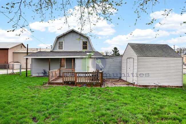 Building Photo - 3 Bedroom Single Family Home- Wyoming- Completely Remodeled!!!