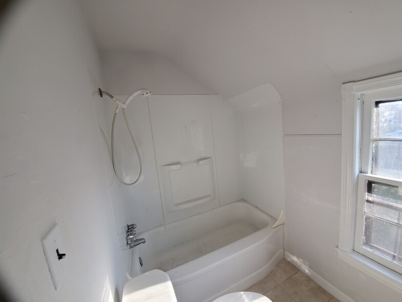 Bathroom - 20814 Kenyon Dr