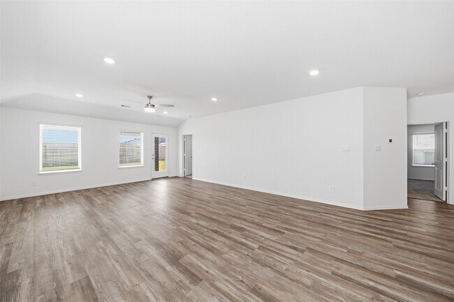 Building Photo - 6015 Mocha Palms Dr