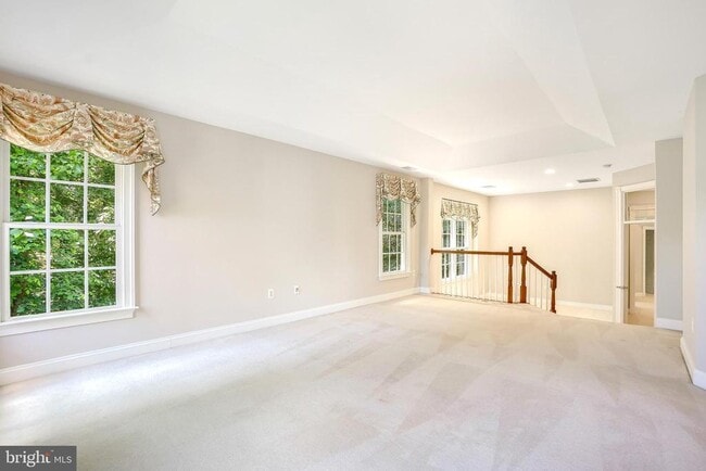 Building Photo - 3530 Schuerman House Dr