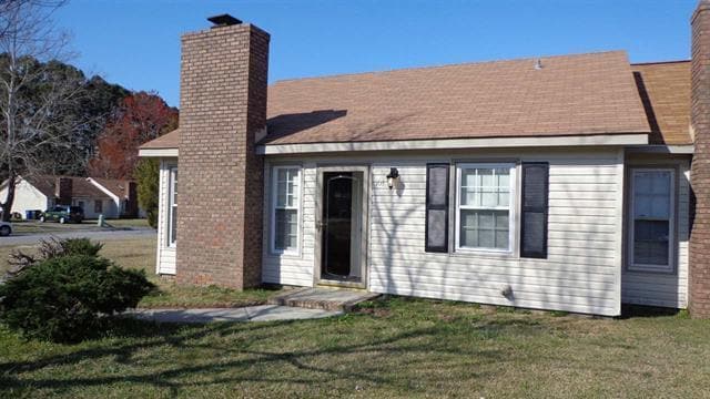 Primary Photo - 101 Garden Pl