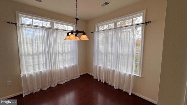 Building Photo - 110 Gate Stone Ln